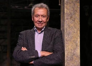 Usta tiyatro sanatçısı Can Gürzap hayatını kaybetti