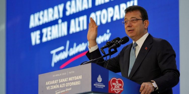 İmamoğlu da Akşener’e yanıt verdi: Dönemin modası bana saldırmak