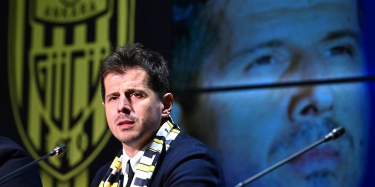 Emre Belözoğlu’ndan ‘istifa’ açıklaması