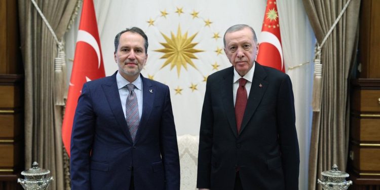 Kulis: Yeniden Refah, Ankara ve İstanbul’da birer ilçe talep etti