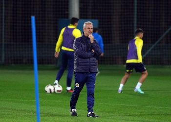 Farklı mağlubiyetin faturası İsmail Kartal’a