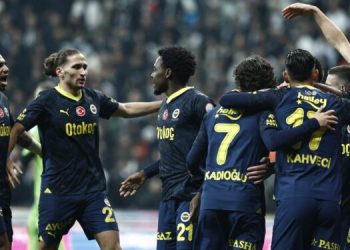 Dev derbide gülen taraf Fenerbahçe oldu