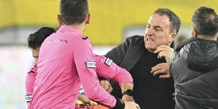 Faruk Koca’ya futboldan ömür boyu men, Ankaragücü’ne 5 maç seyircisiz oynama cezası