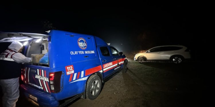 Vahşet! Eşini ve kayınbiraderini öldürdükten sonra intihar etti
