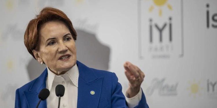 Akşener: Partimize operasyon var, savaş ilanı kabul ediyorum