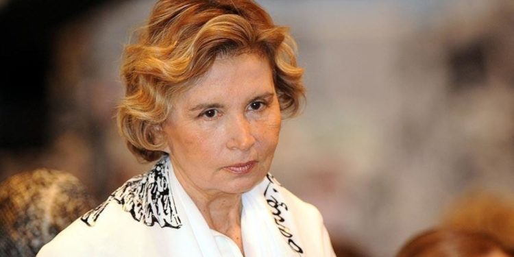 Gazeteci Nazlı Ilıcak yeniden cezaevine girdi