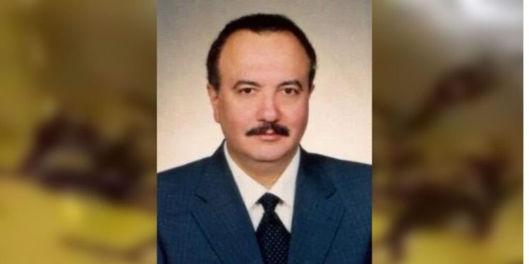 Demir çubukla dövülen öğretim üyesi hayatını kaybetti