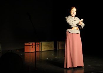 ‘Ben Rosa Luxemburg’ oyunu Amed’te sahnelendi