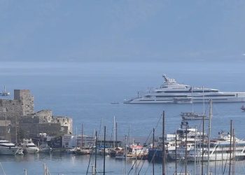 Oxfam: Süper zenginler kriz döneminde servetini katladı