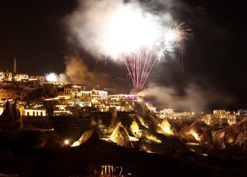 Türkiye yeni yılı coşkuyla karşıladı