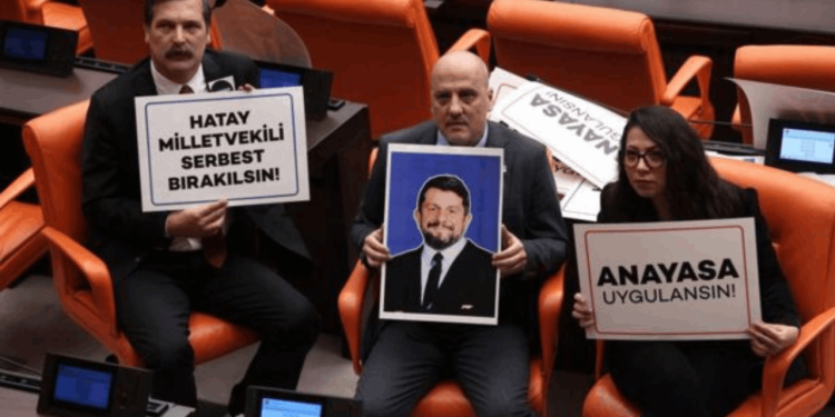 57 baro başkanından Numan Kurtulmuş'a Can Atalay mektubu: 'Kararın Meclis'te okutulmaması yönünde irade bekliyoruz'