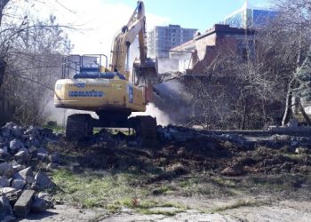 ‘Yürütmeyi durdurma’ kararına rağmen evini yıktılar