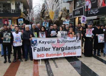 Kayıp yakınları: Karakolda kaybedilen Tanış ve Deniz nerede?