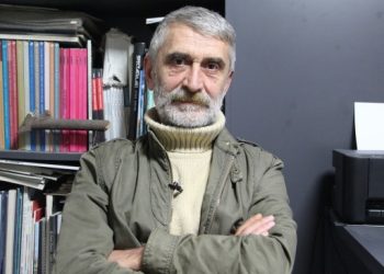 ‘Barışa Ses Olalım’ çağrıcısı Yaman: Tüm toplum tecrit altında