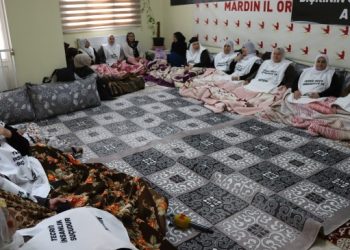 Adalet Nöbeti: Onlar özgür olana kadar eylemde olacağız