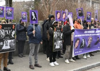 Avrupa kentlerinde eylem: Fransa gerçek failleri açıklasın | YENİLENDİ