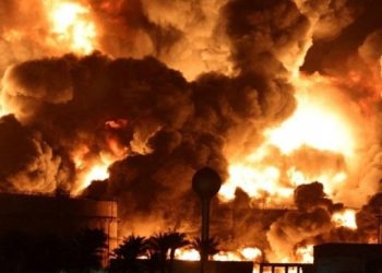 ABD ve İngiltere Yemen’i vurdu, küresel siyaset ısındı