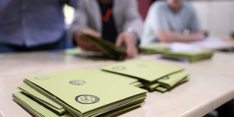 AKP’nin Ankara ve İstanbul adaylarını açıkladı