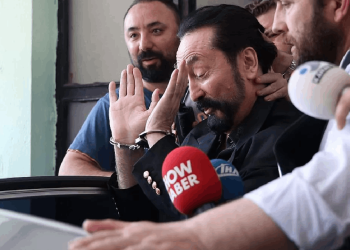 Adnan Oktar davasında tecavüzcüleri aklayan yargı mensupları yargılanacak: 'Halan görev yapmaya devam ediyorlar'