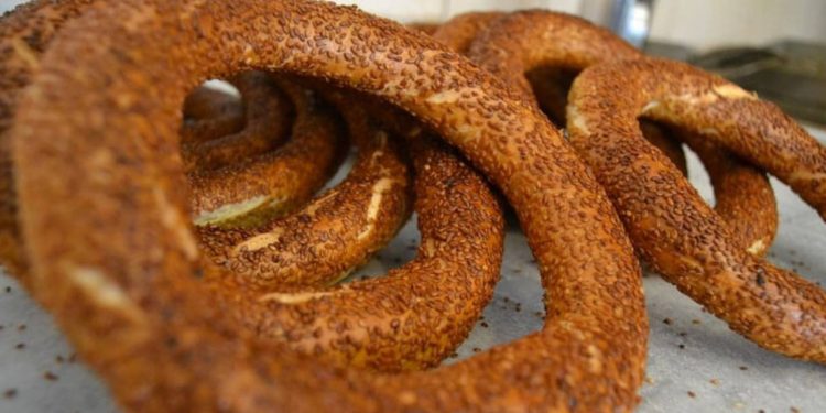Ankara'da simit zammı iptal edildi