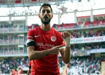 Antalyaspor, İsrailli futbolcuyu 'gol sevinci' nedeniyle kadro dışı bıraktı