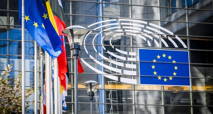 Avrupa Parlamentosu ilk kez sağcı popülistlerin kontrolüne geçebilir