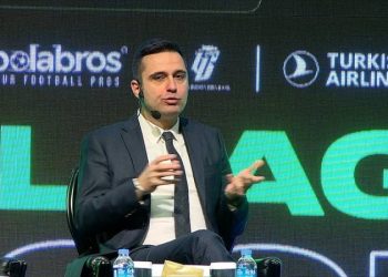 Avrupa'da kulüplerimizin adı, ödemeler konusunda gecikmelerle anılıyor