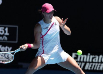 Avustralya Açık'ta Swiatek ve Zverev üçüncü turda