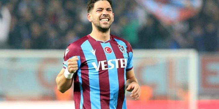 Beşiktaş'a transfer olacağı iddiaları vardı: Trabzonspor'dan Bakasetas kararı