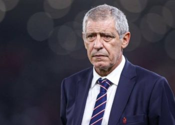 Beşiktaş'ın yeni teknik direktörü Fernando Santos, İstanbul'a geliyor
