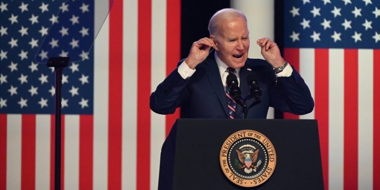 Biden başkanlık seçim kampanyasının ilk mitinginde Trump'ı hedef aldı