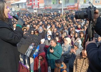 Birçok kentte DEM Parti adaylarına coşkulu karşılama