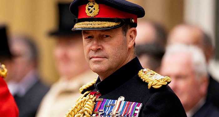 Birleşik Krallık Genelkurmay Başkanı Sanders: Ulusumuz savaş için seferber olmalı