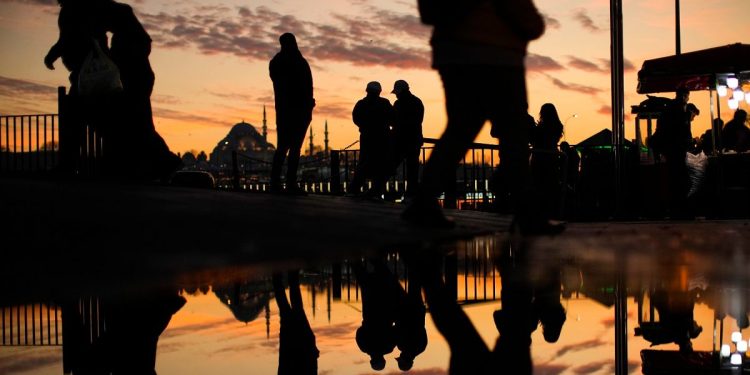 Bölgesel asgari ücret tartışması: Kişi başı milli gelire oranda iller arasında büyük fark var