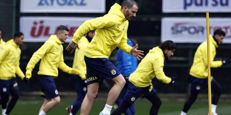 Bonucci ayağının tozuyla ilk antrenmanına çıktı