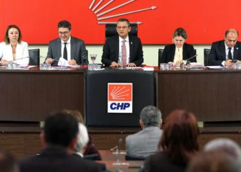 CHP’de aday açıklaması önümüzdeki haftaya ertelendi: İzmir’de kadın aday olasılığı artıyor