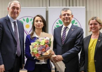 DEM Parti’den CHP’ye iade-i ziyaret