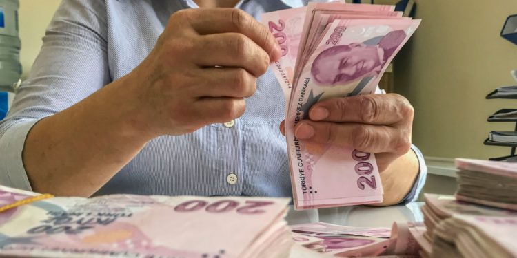 Emekliye ek zam iddiası: 'Erdoğan üstünü tamamlayacaktır' dedi, yeni oran ve tarih verdi!