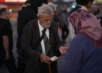 En düşük emekli maaşının asgari ücrete oranı: İşçi ve memur emeklileri için en kötü yıl 2024