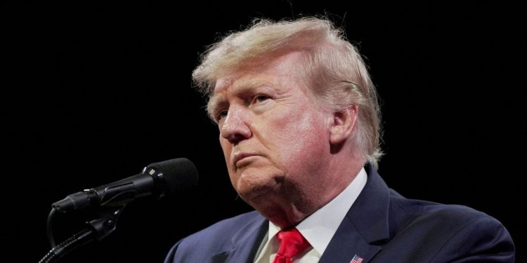 Epstein dosyalarının 4. bölümünde Donald Trump da yer aldı: 'Bill Clinton ve Prens Andrew'un seks kasetleri var' iddiası