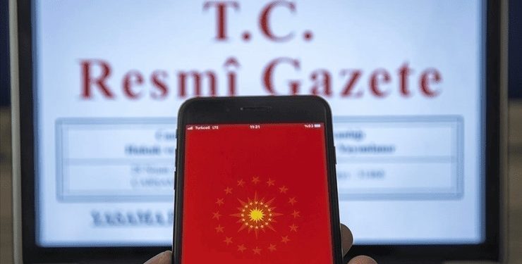 Erdoğan 10 milli eğitim müdürünü görevden aldı