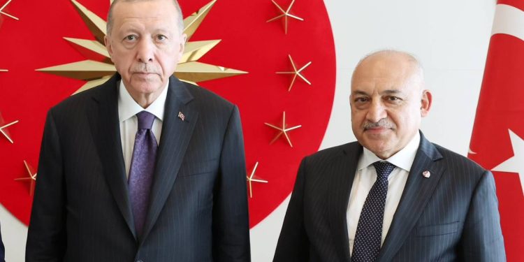 Erdoğan, Büyükekşi'ye Bakan Bak ile talimat göndermiş: İstifa etsin!