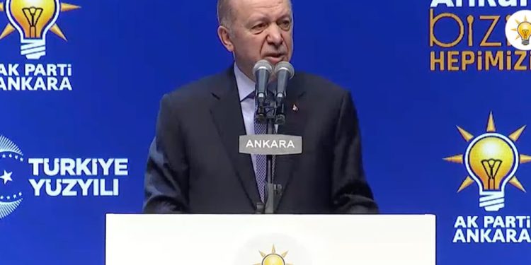 Erdoğan: Ey muhalefet, ne yaparsanız yapın; uzaya füzeler gitmeye devam edecek!