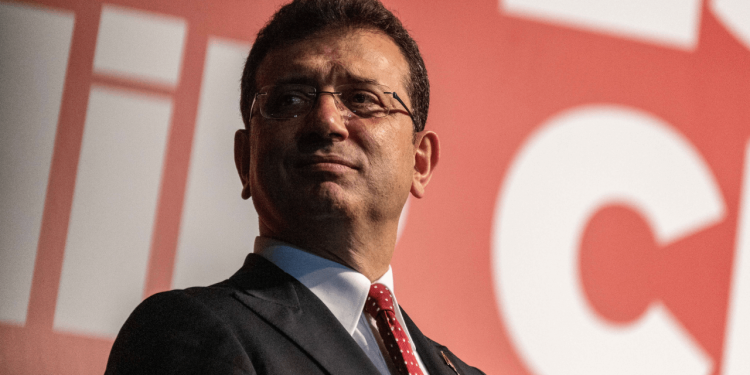 "Erdoğan, İmamoğlu'na hakkını veriyor" | Özer Sencar: İmamoğlu seçimi alırsa önümüzdeki 20 yılın lideridir