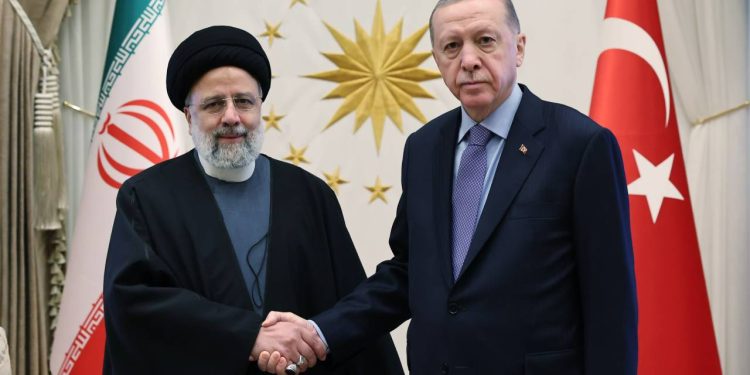 Erdoğan ve Reisi'den ortak açıklama: İki ülke arasında 10 yeni anlaşma
