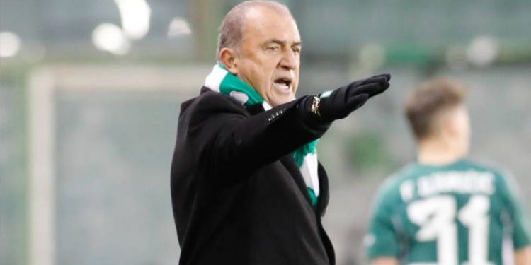 Fatih Terim yönetimindeki Panathinaikos, Yunanistan Kupası'nda Olympiakos'u eledi