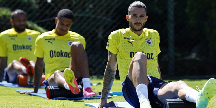 Fenerbahçe'de eleştiri oklarının hedefiydi: Serbest kalma maddesi 100 milyon euro!