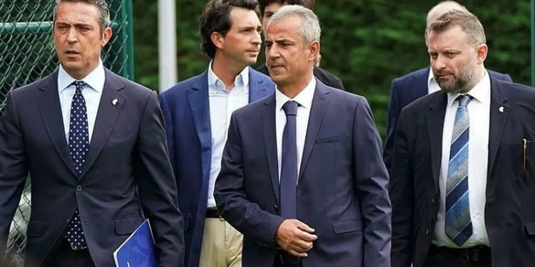 Fenerbahçe'de transfer haftası; iki yıldız için yanıt bekleniyor