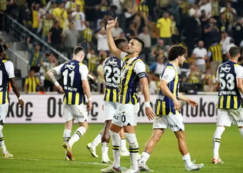Fenerbahçe'nin fikstürü zorlu: 12 günde 4 maça çıkacak!