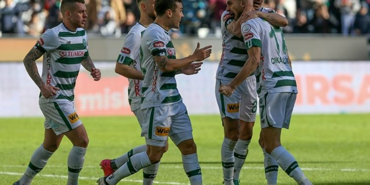 Galatasaray'ın karşısına çıkacak Konyaspor'da iki oyuncu kadroya alınmadı